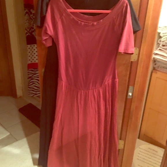 Maxi dress. Ballet neckline with gauze skirt - Picture 2 of 4